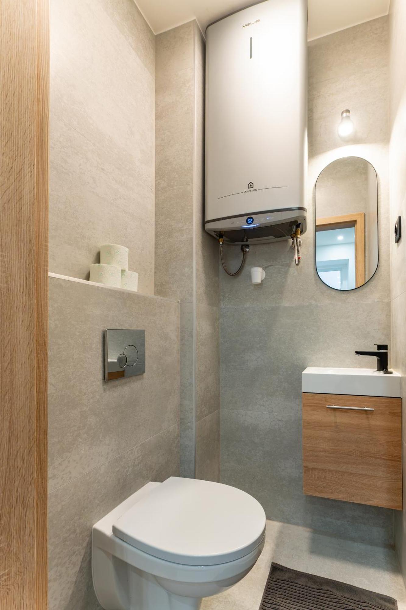 Instant Ruinbar Designer Center Apartment *