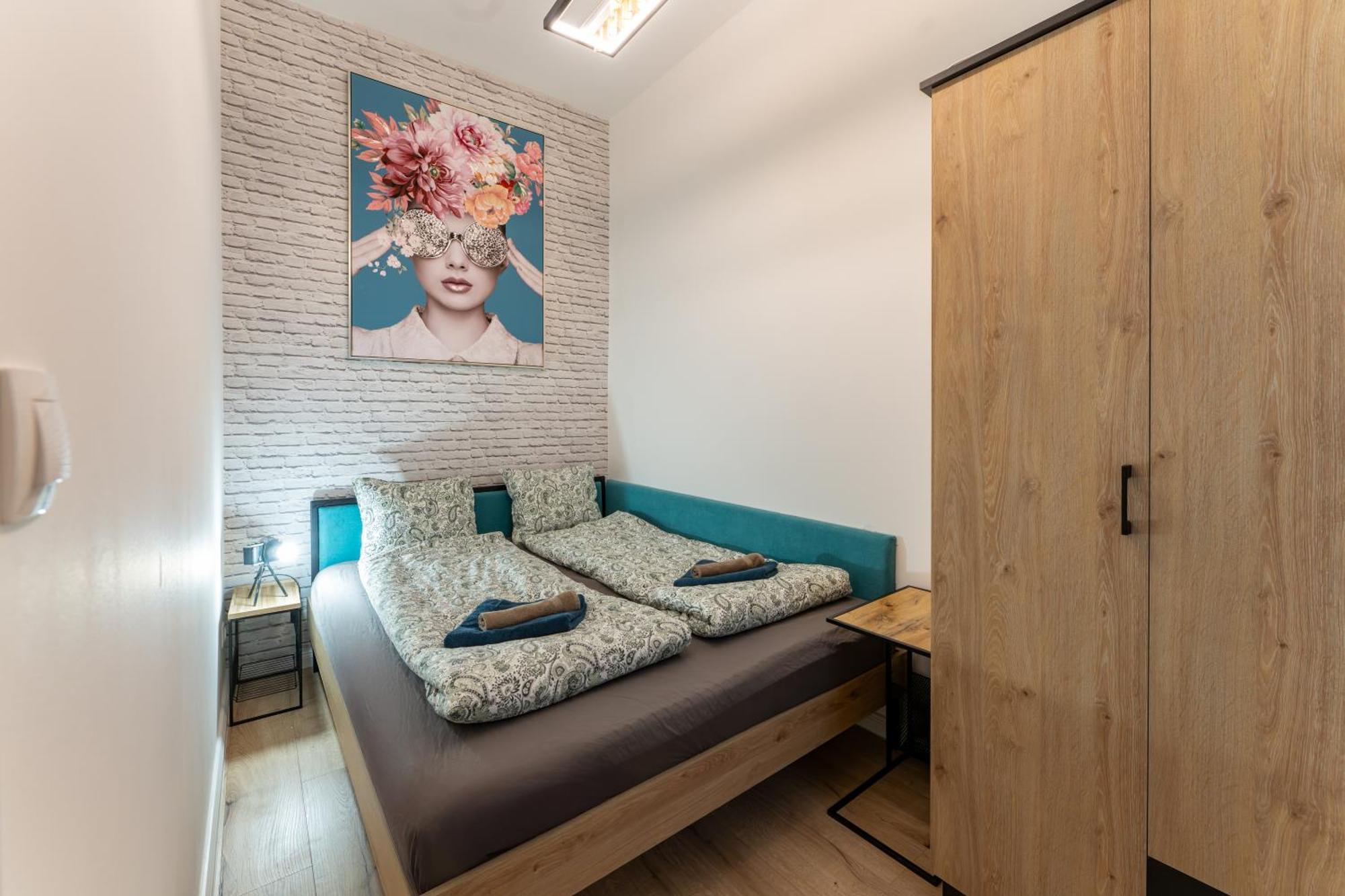 Instant Ruinbar Designer Center Apartment Budapest